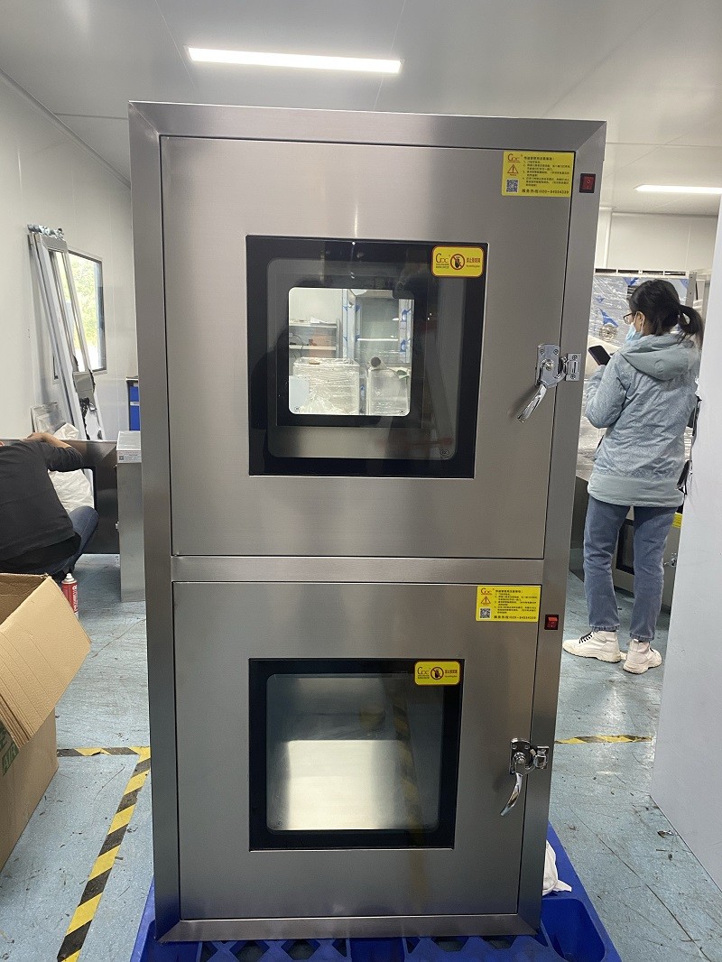Static Material Transfer Window Application Examples of Embedded Transfer Windows in Different Industries