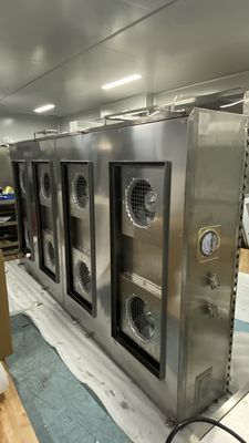 Maintaining Airflow and Pressure Control Laminar Flow Hood